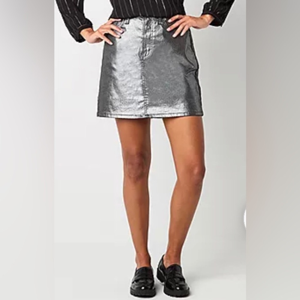 NEW A.N.A Silver Metallic‎ Mini Skirt